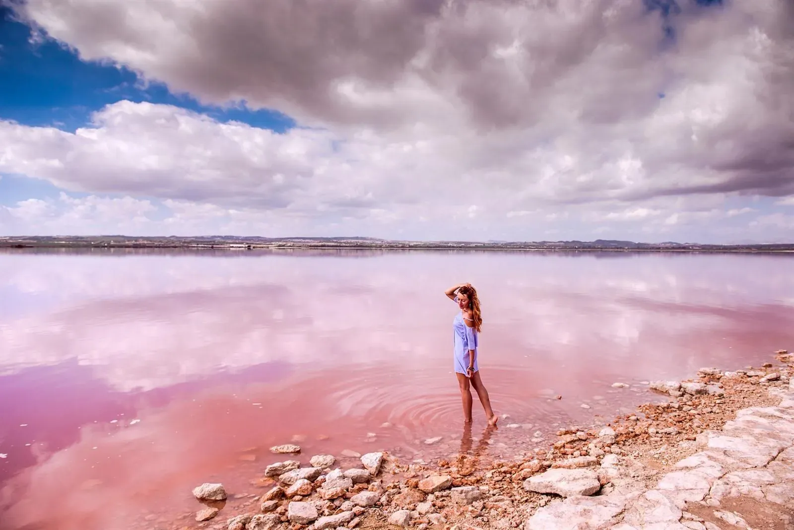 De roze zoutmeren van Torrevieja bij Guardamar aan de Costa Blanca